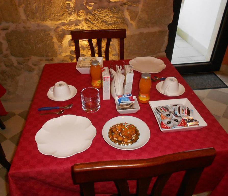 B&B Residenza Pizziniaco 莱切 外观 照片